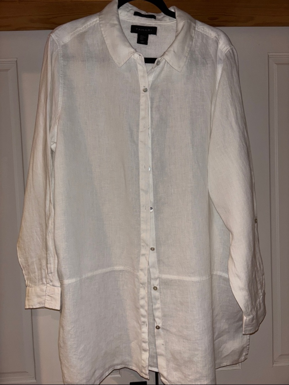 Tahari White Linen-Blend Long Button Front Blouse